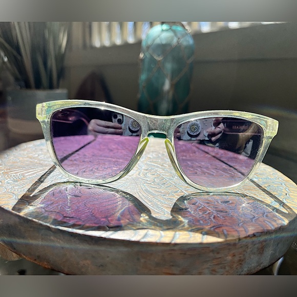 Oakley Accessories - 🌞OAKLEY🌞 - Frogskin Light teal/Green/blue Sunglasses - light scratches w/ Case